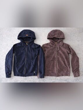 Aritzia TNA Pair: Navy & Taupe-Lavender Zip-Up Hoodies (Small)